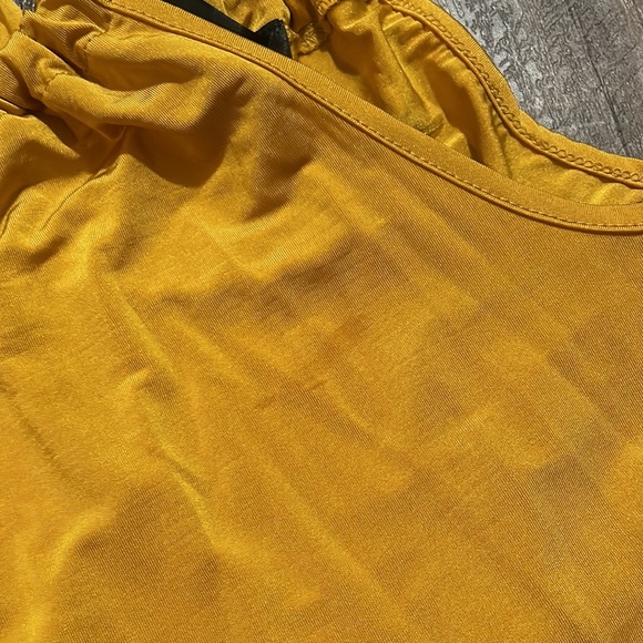 Dress - Picture 4 of 7